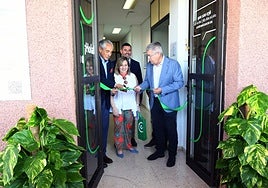 Corte de cinta de las nuevas instalaciones con Fraile, Tristancho, Marichal y Pérez.
