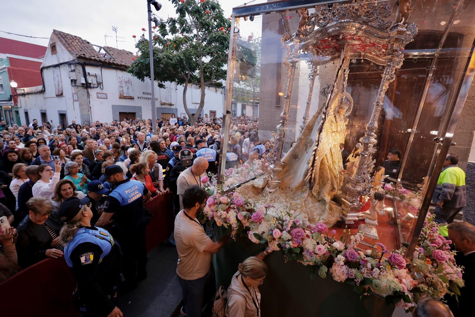 Telde recibe a la Virgen del Pino