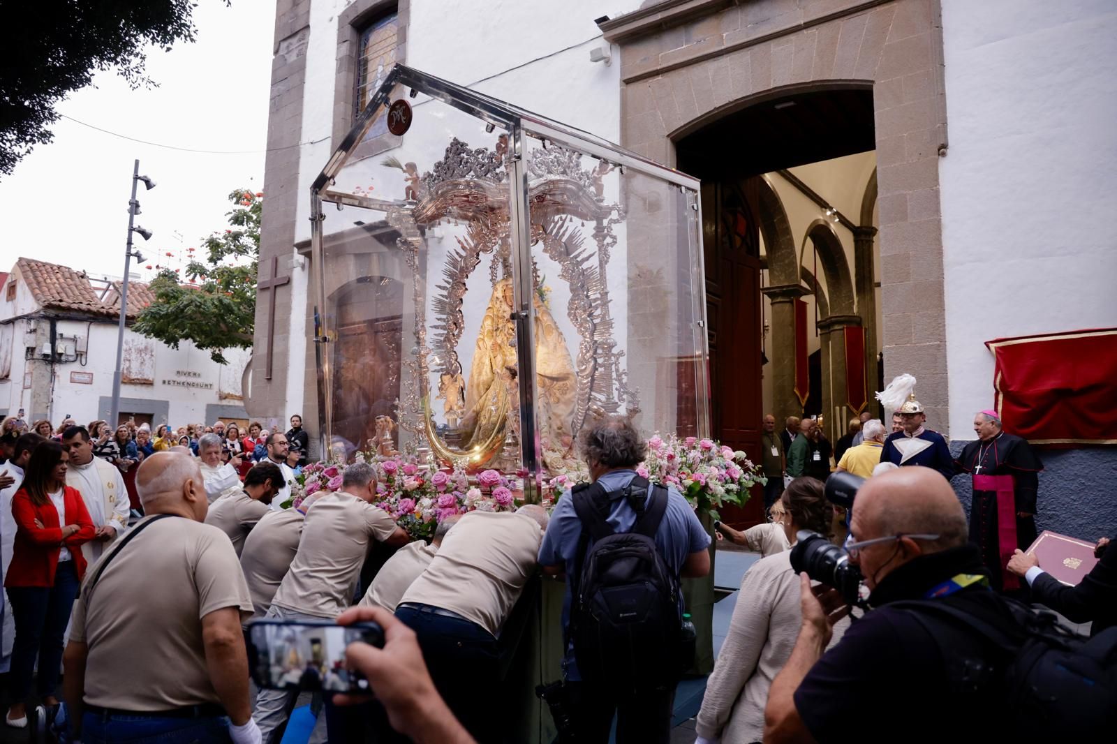 Telde recibe a la Virgen del Pino