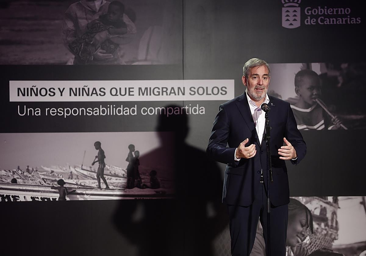 El presidente de Canarias Fernando Clavijo, durante su intervención en una jornada sobre migración este jueves en Madrid.