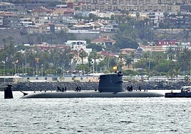 El submarino 'Isaac Peral' en el puerto Arsenal de Cartagena.