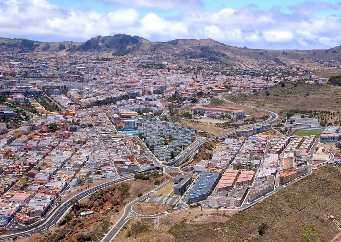Un hombre detenido tras asesinar a puñaladas a su madre en La Laguna