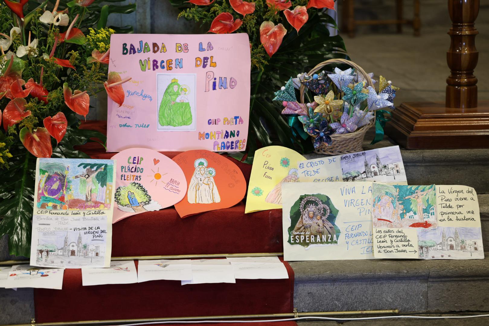 Telde arropa a la Virgen del Pino: devoción y tradición en imágenes