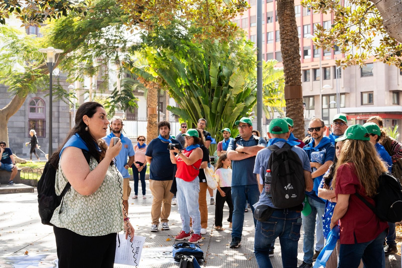 La protesta de los veterinarios en Las Palmas de Gran Canaria, en imágenes