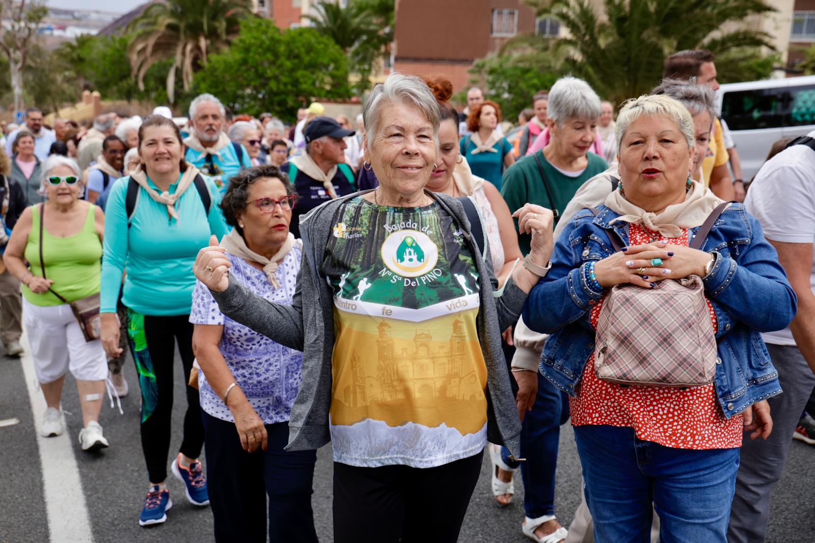 Con fe y devoción, de Jinámar a Telde para ver a la Virgen del Pino