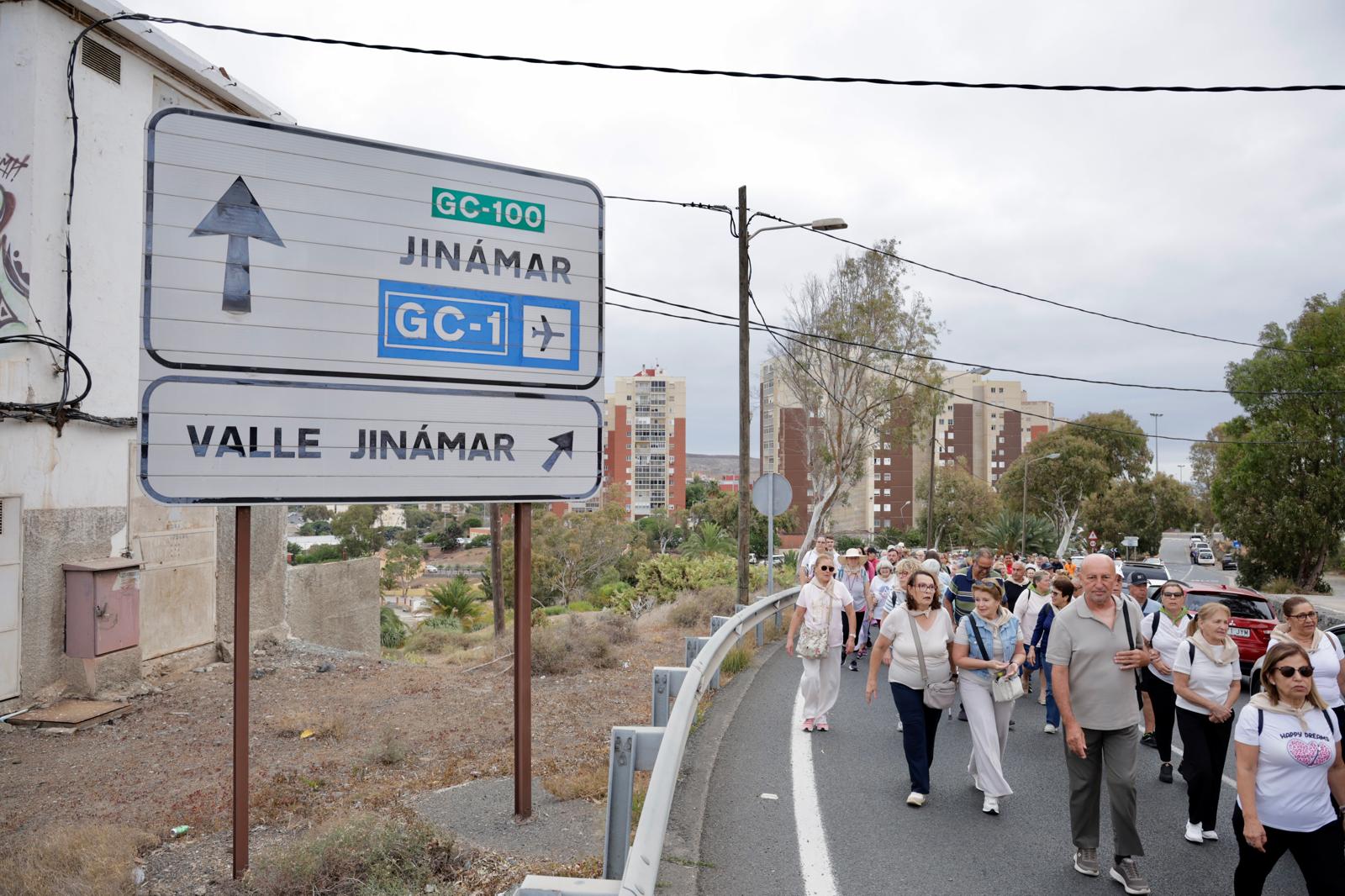 Con fe y devoción, de Jinámar a Telde para ver a la Virgen del Pino