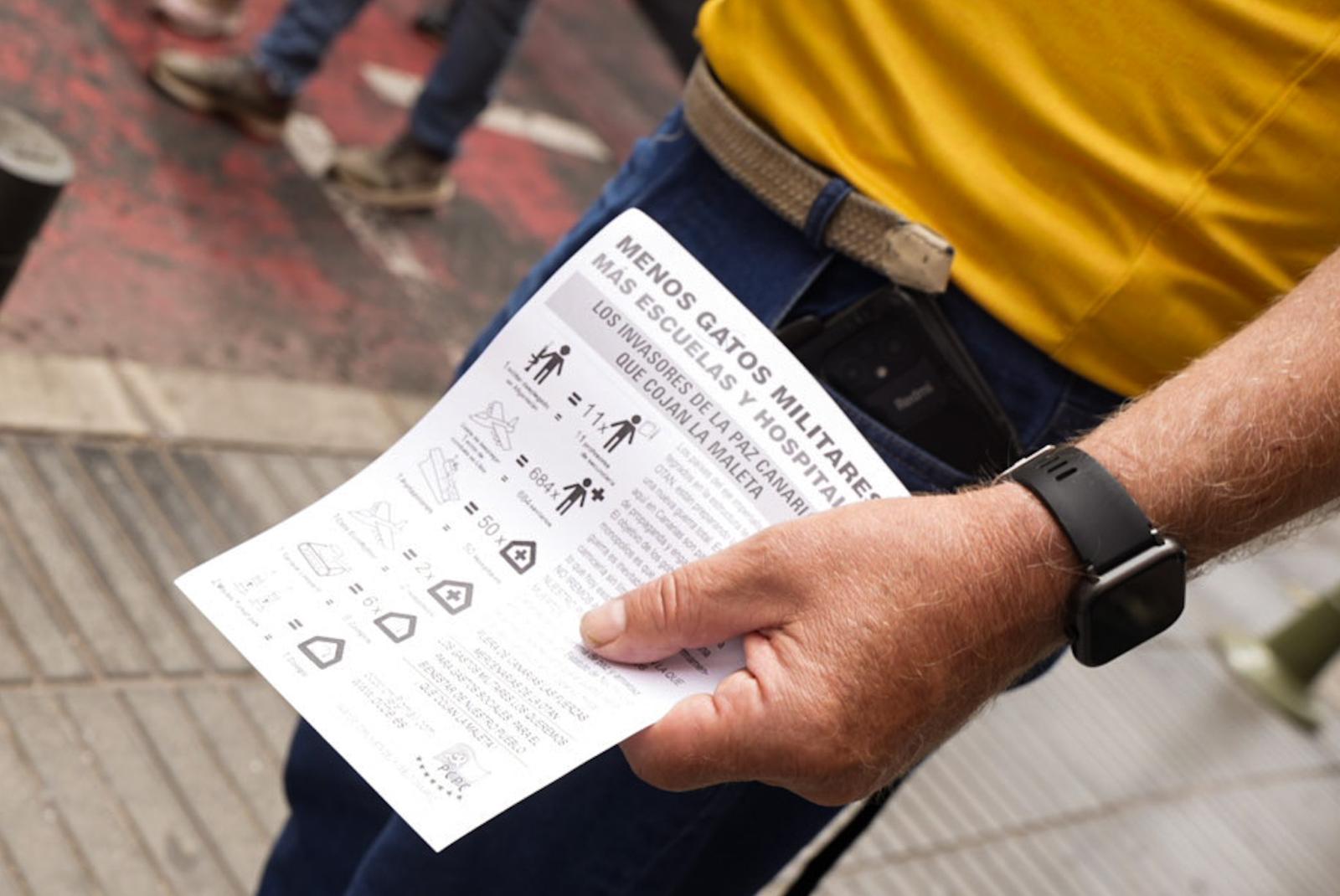 Manifestación antimilitarista en Las Palmas de Gran Canaria