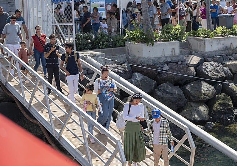 Imagen de los asistentes a Fimar este domingo.