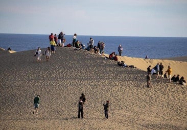 Ya no será tan fácil caminar por las dunas de Maspalomas: habilitarán sensores para detectar el paso por zonas prohibidas
