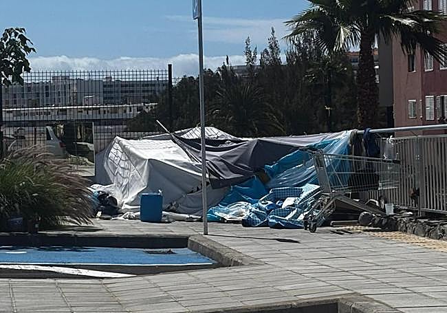 Infravivienda en el nuevo aparcamiento de Partera Leonorita, en Bellavista.