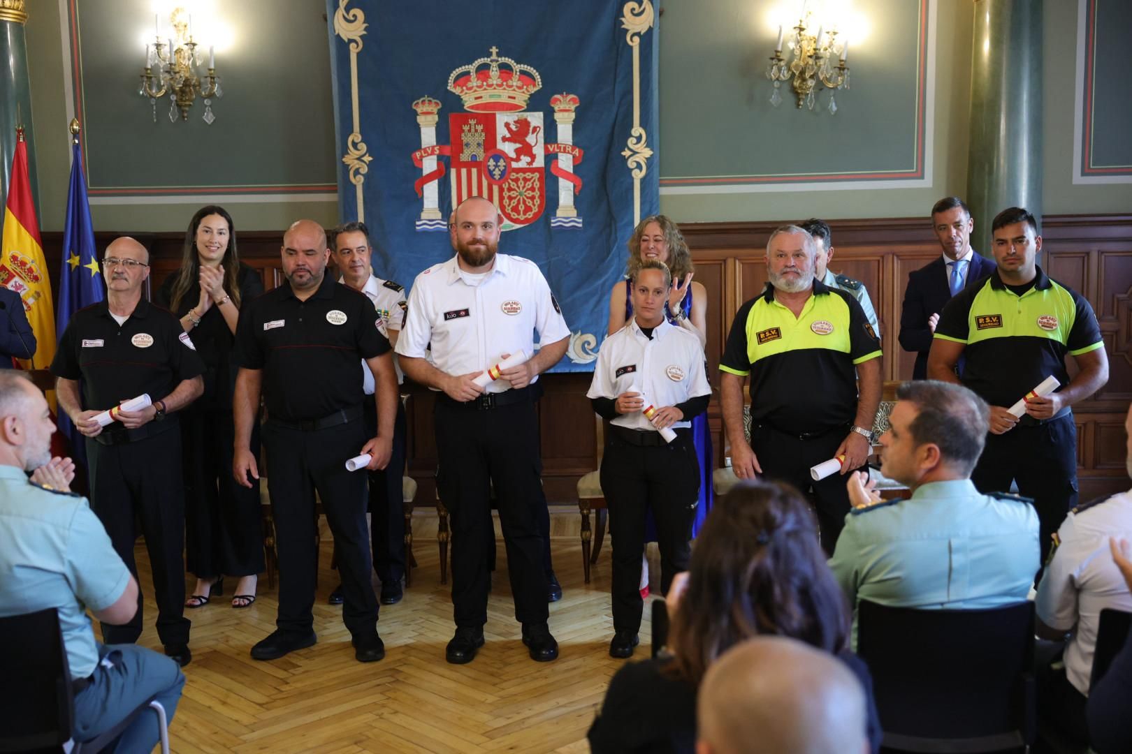 Entrega de distinciones por el Día de la Seguridad 