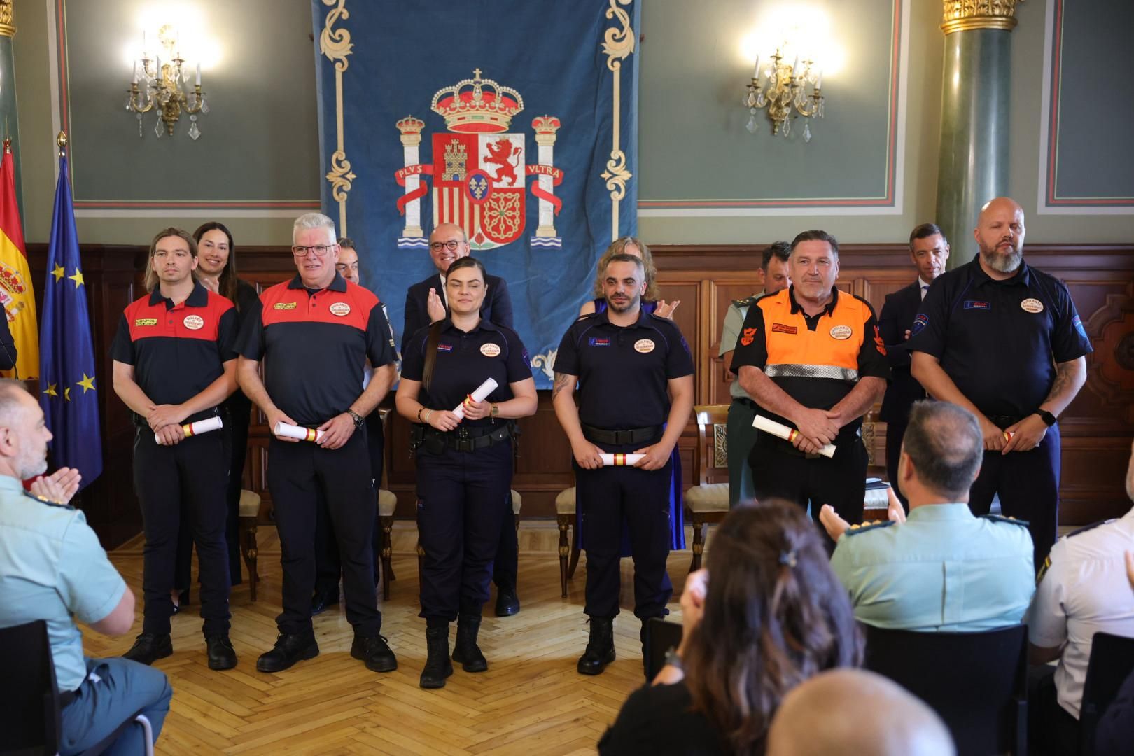 Entrega de distinciones por el Día de la Seguridad 