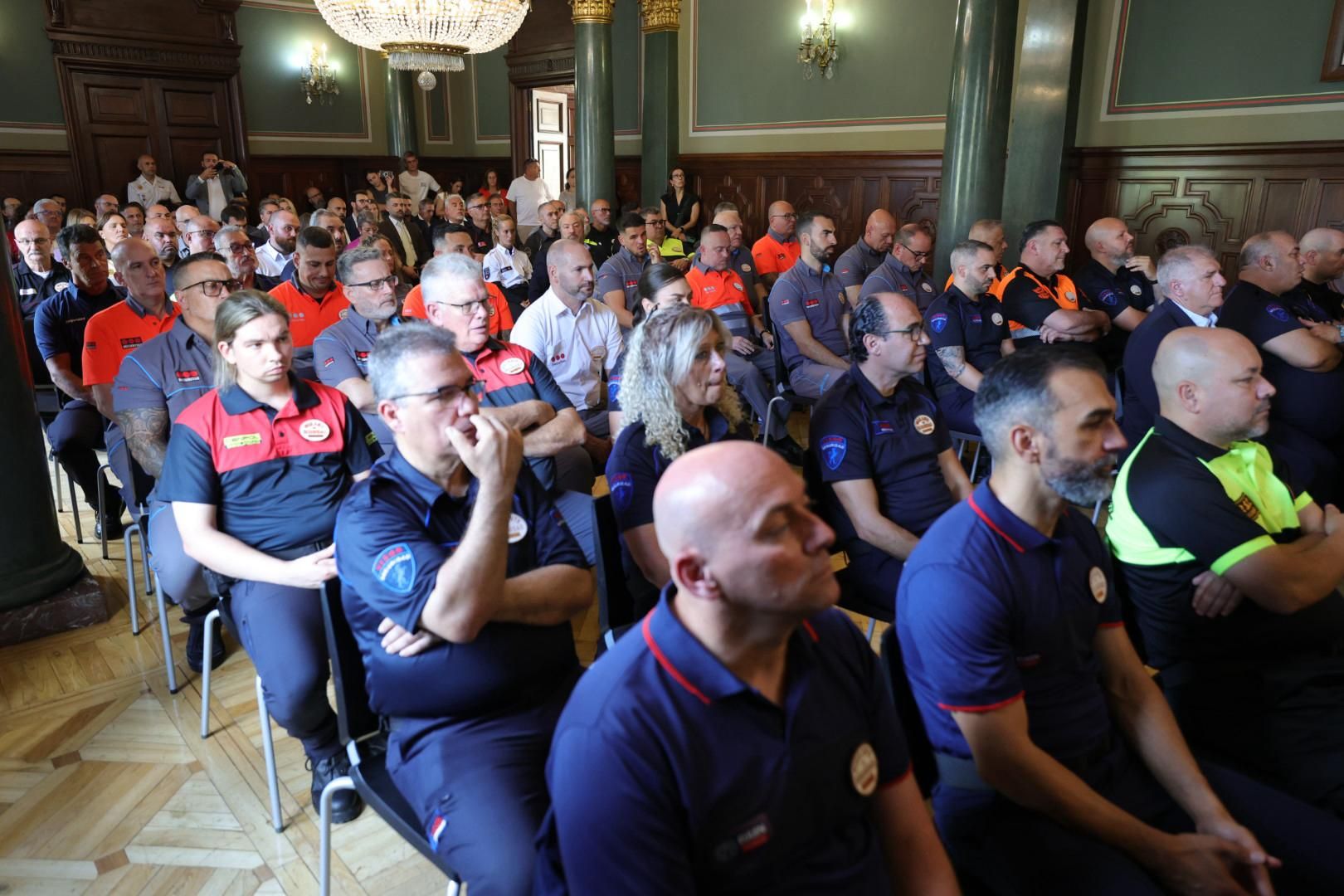 Entrega de distinciones por el Día de la Seguridad 