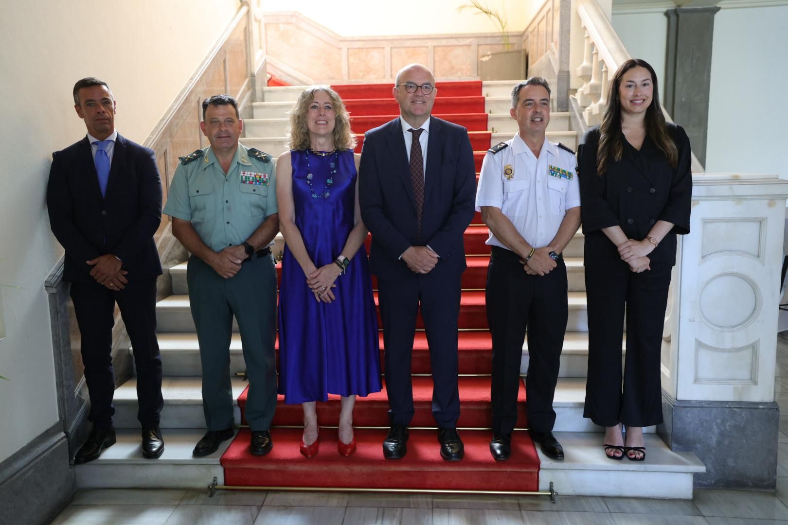 Entrega de distinciones por el Día de la Seguridad 