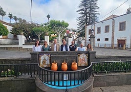 La fuente de la Araucaria está ubicada en la trasera de la Basílica del Pino.