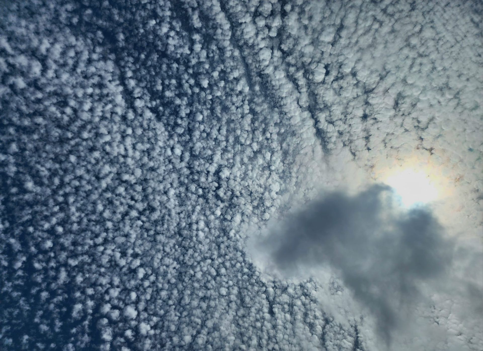 Cielo con nubosidad en Canarias.