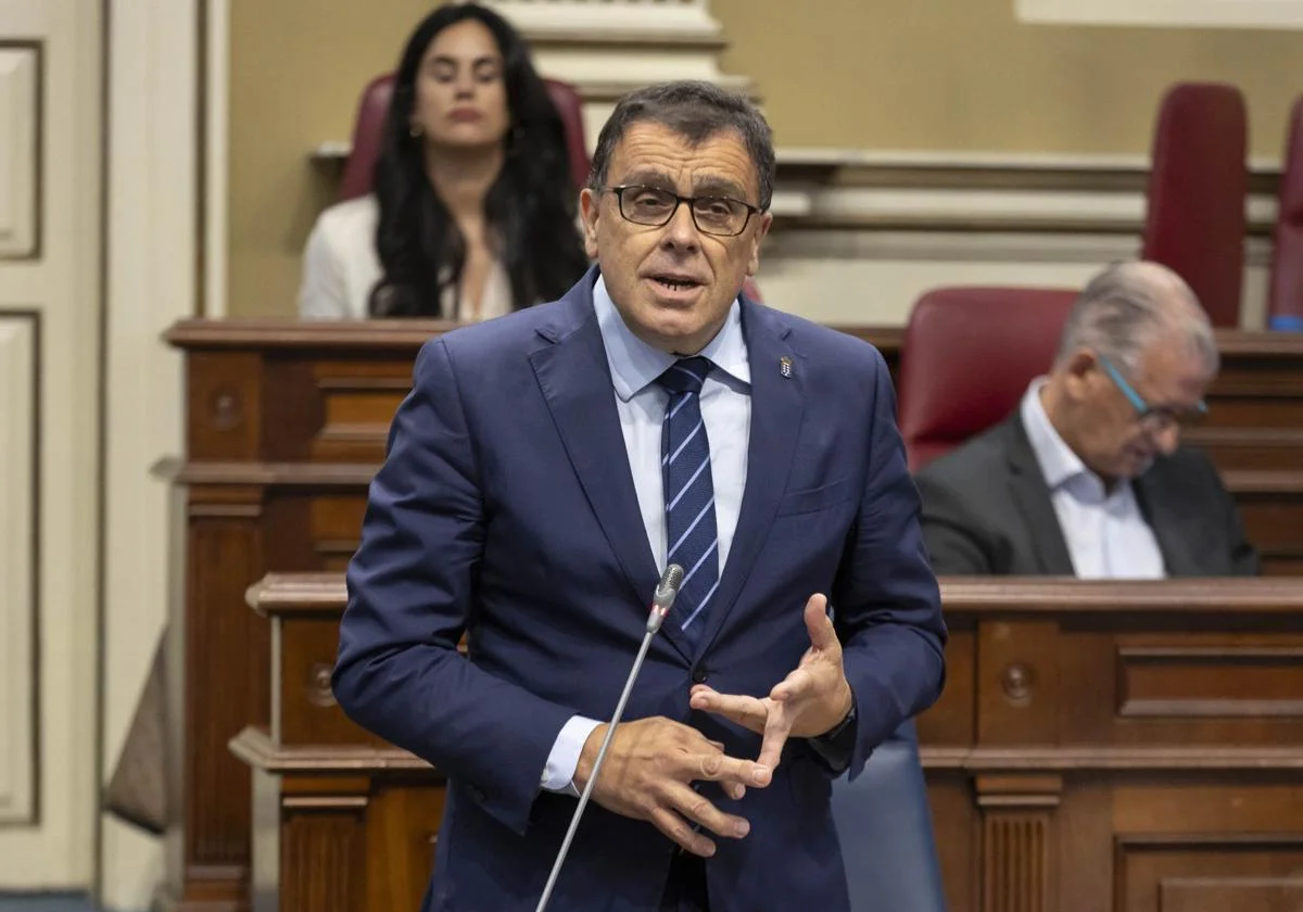 Imagen de archivo del consejero de Política Territorial, Manuel Miranda.