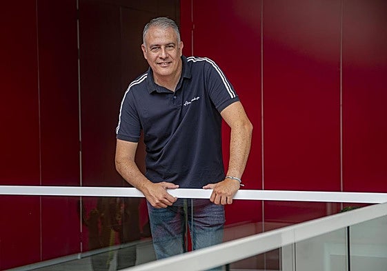 Israel Quintana sonríe durante su visita a CANARIAS7.