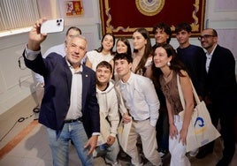Recepción en la ULPGC de los alumnos con más nota en la Pau