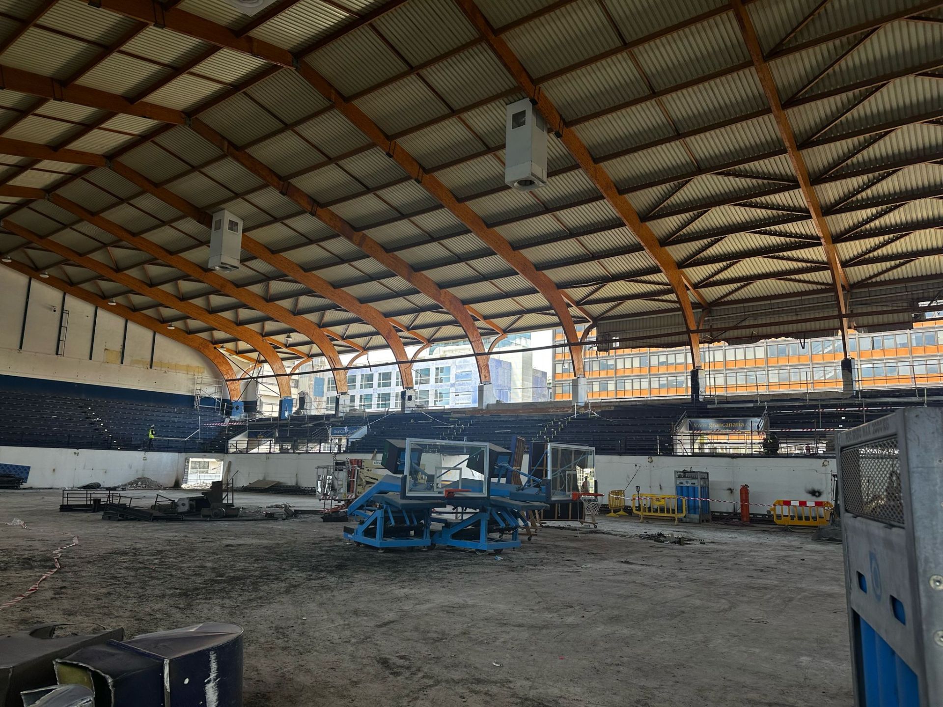 Aspecto actual del pabellón principal del Centro Insular de Deportes.