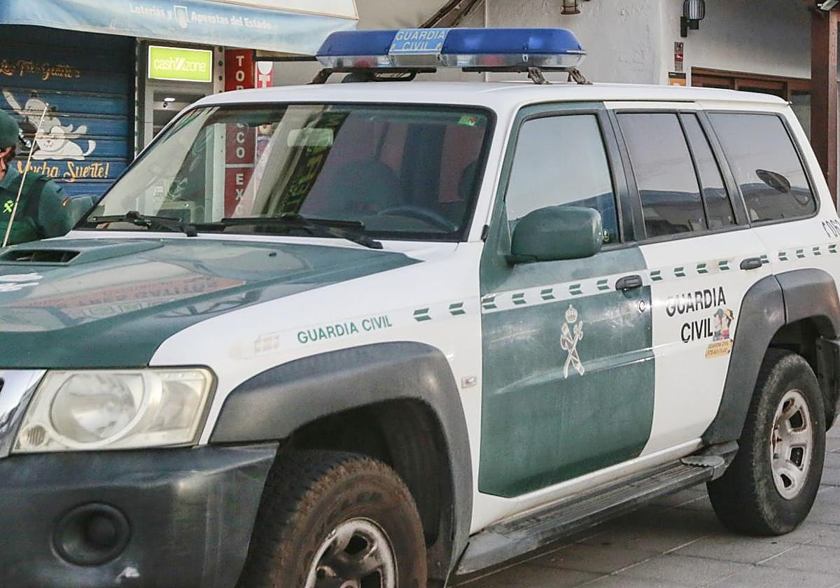 Vehículo de la Guardia Civil.