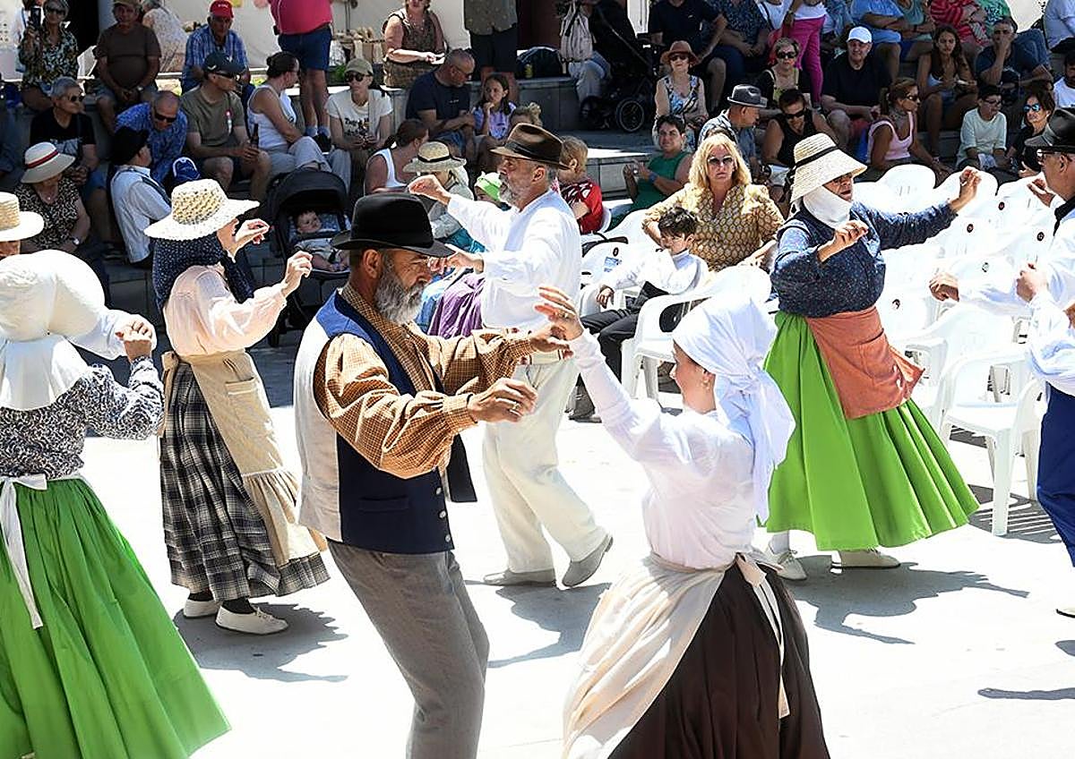 Imagen secundaria 1 - El Tablero se cubre de color y alegría con la XXVI Feria de La Zafra