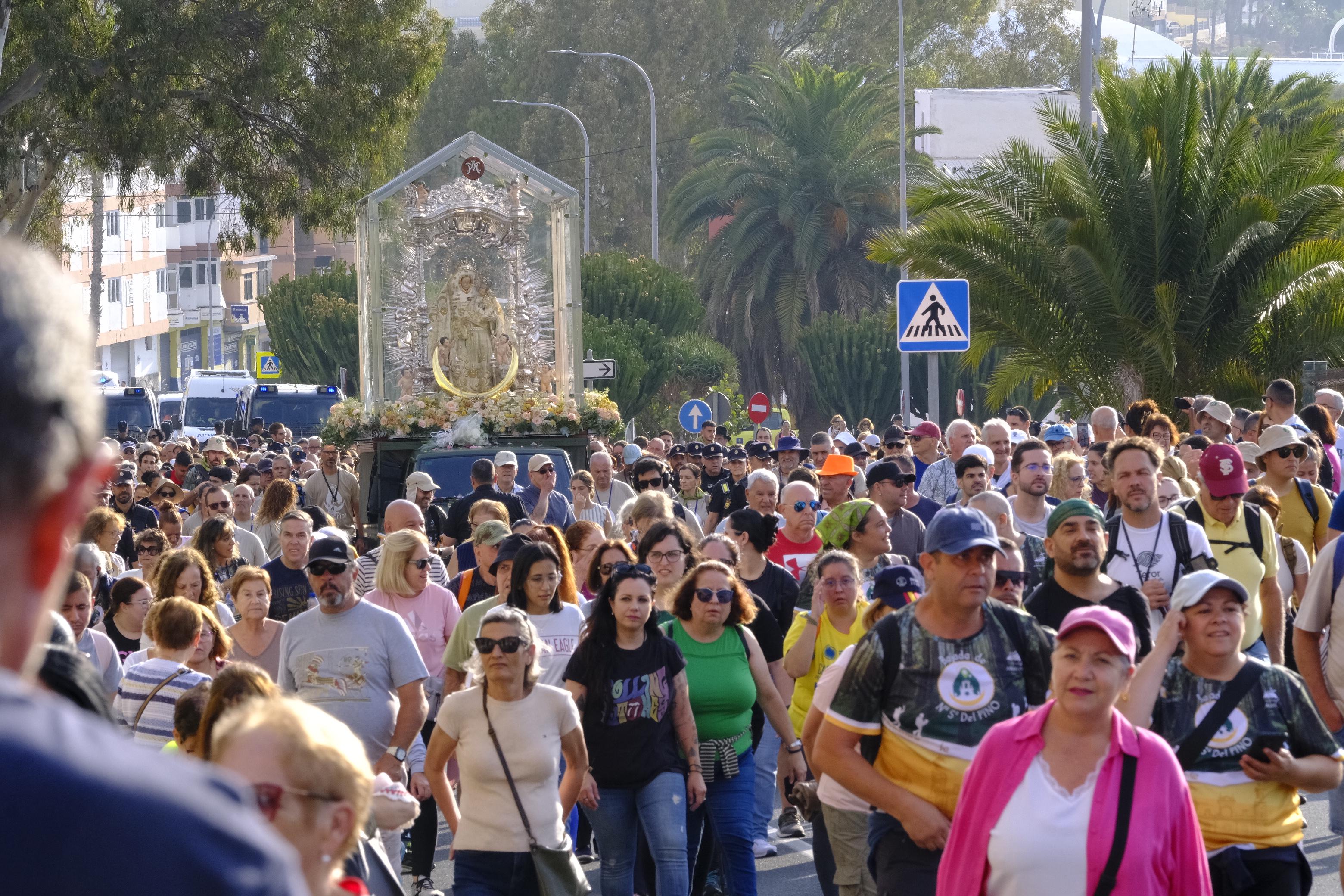 La subida de la Virgen del Pino 2025