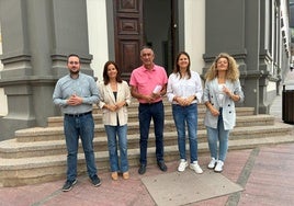 Claudio Gutiérrez, flanqueado por los portavoces del PP en los ayuntamientos de La Oliva, Puerto del Rosario, Tuineje y Pájara.