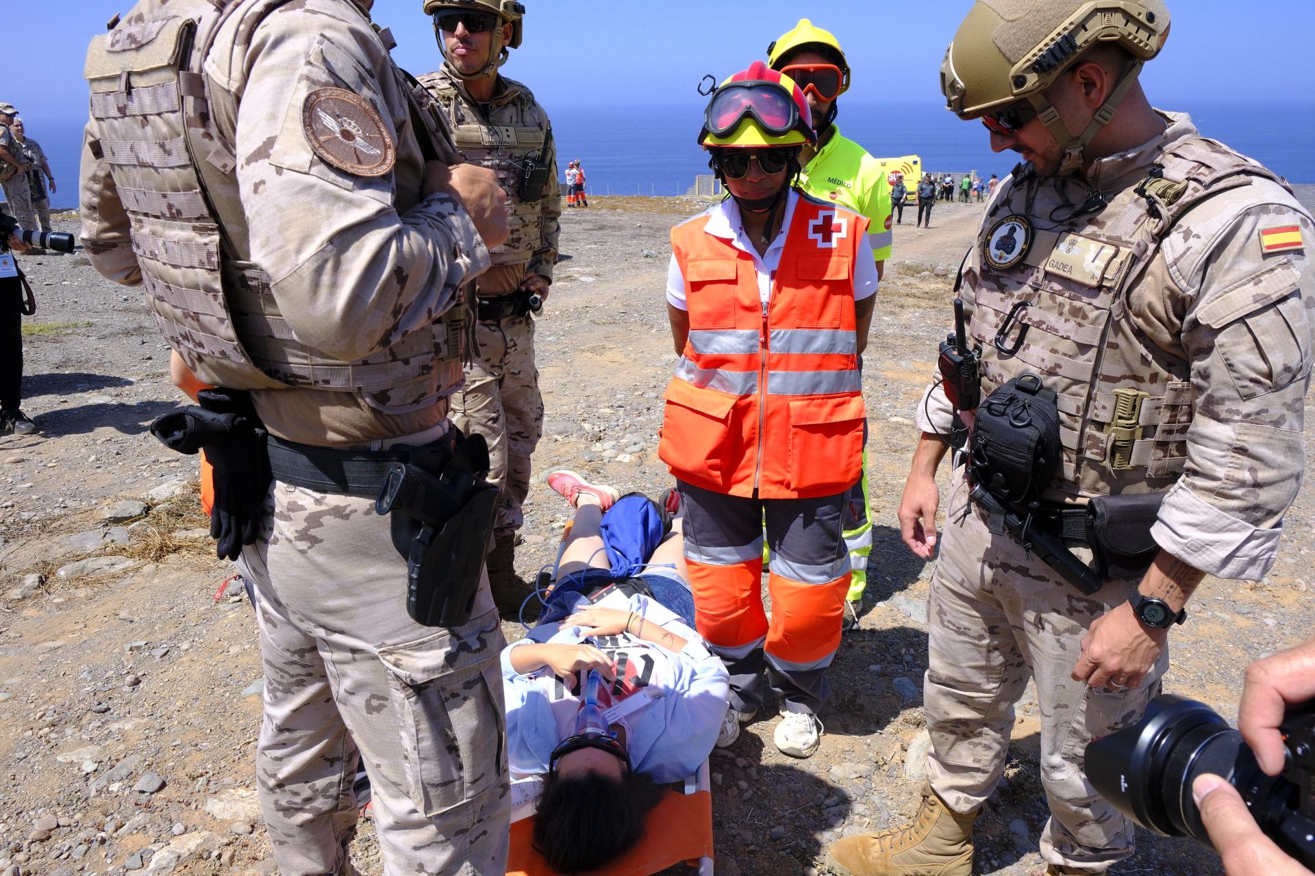 Mogán vive el simulacro de dos accidentes aéreos