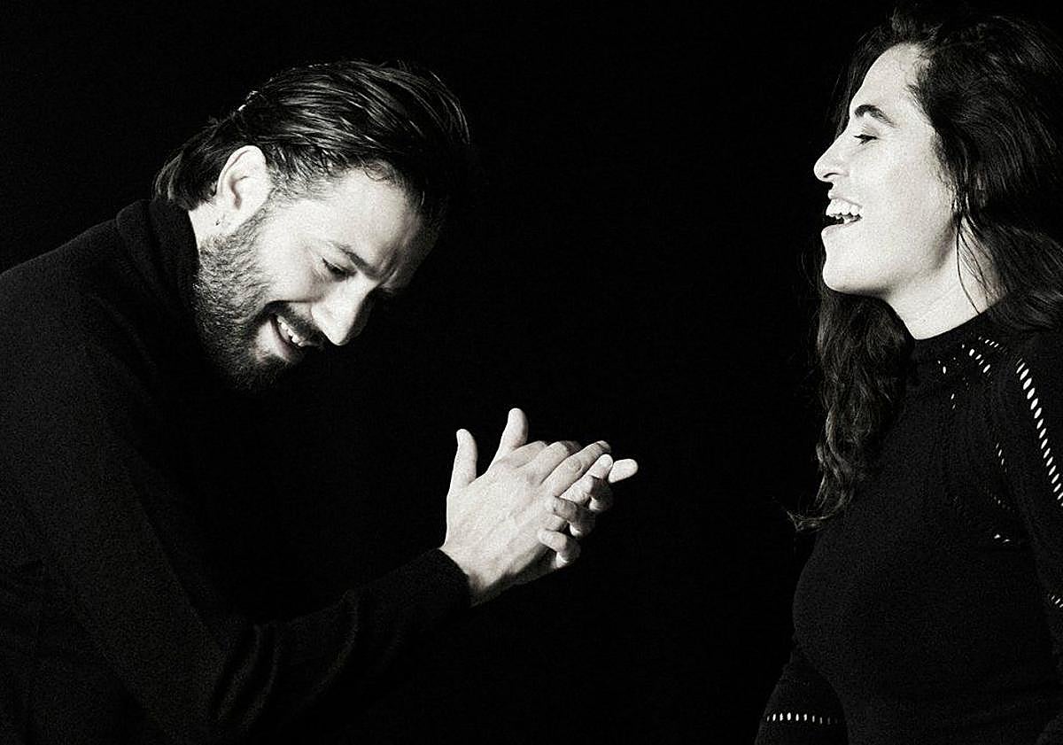 Imagen principal - Imágenes promocionales de Sílvia Pérez Cruz y Salvador Sobral.