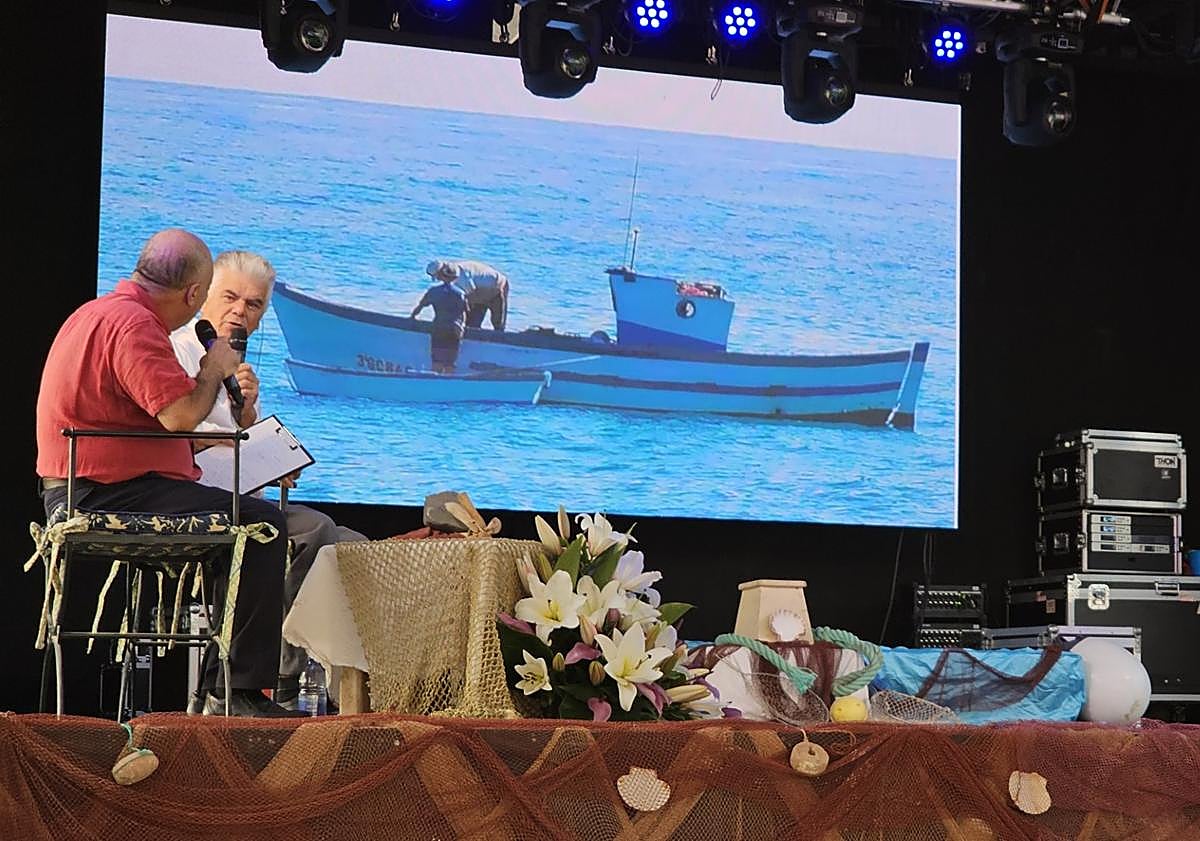 Imagen principal - Pregón con sabor a mar y familia de Jacinto el Rubio en Pozo Negro