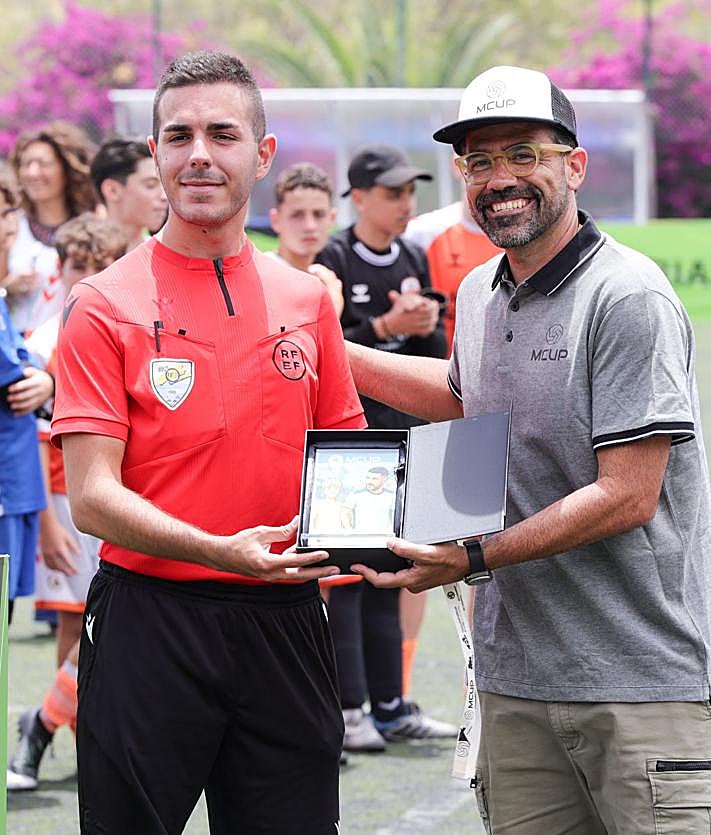 Imagen secundaria 2 - El Acodetti A gana la segunda edición de La Mayordomía Cup