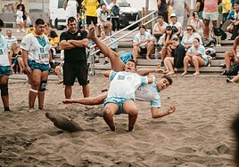 Máxima expectación en Las Canteras.