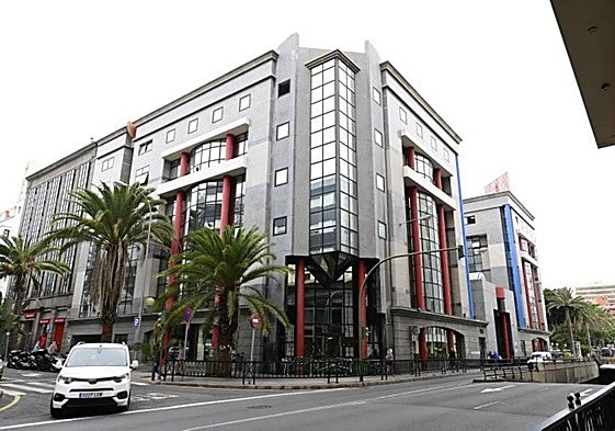 Imagen de archivo del edificio Urbis, en la capital grancanaria.