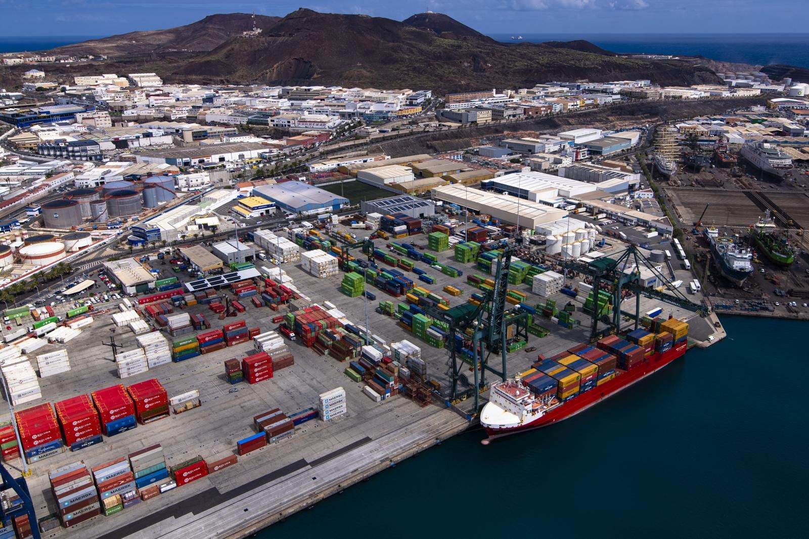 Vista del Puerto y de La Isleta.