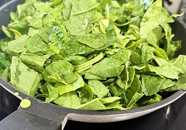 Añadimos las espinacas