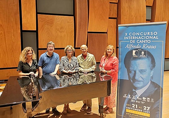 Integrantes del jurado de las preliminares.