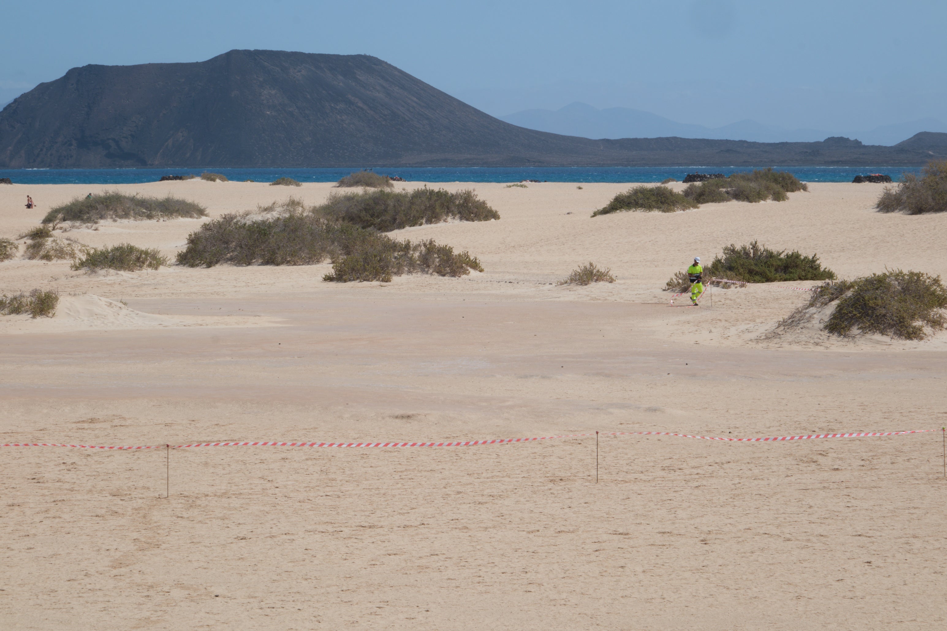 45,000 Cubic Meters of Sand to Restore the Dune System of Corralejo