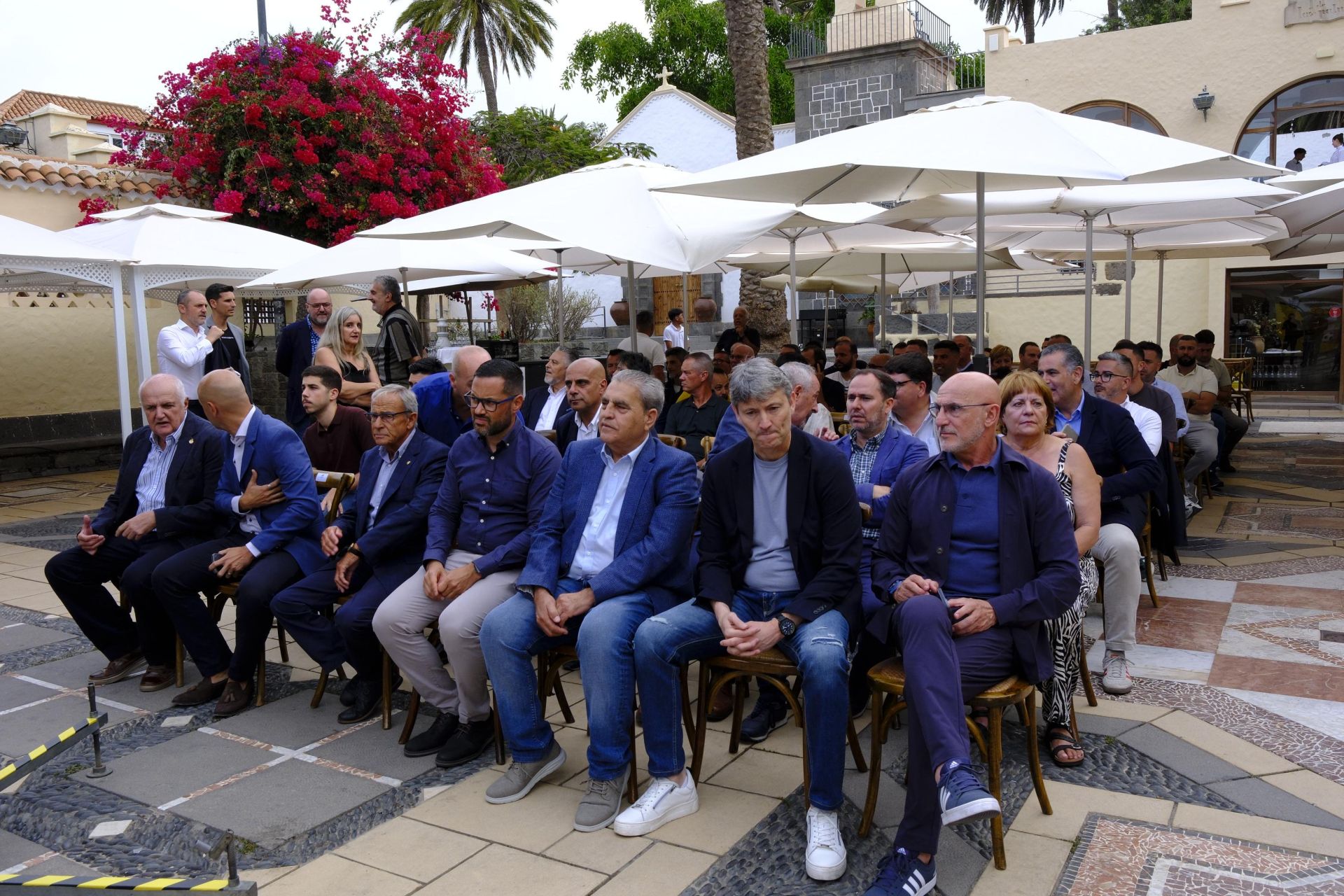 El Día del Entrenador de la FIFLP, con un padrino de lujo