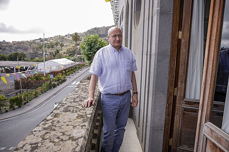 El alcalde José Armengol espera que el fin del 'mamotreto' suponga un antes y un después para el municipio.