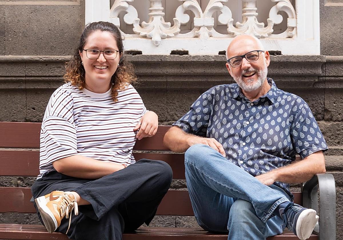 Gema Villarreal yVíctor Ramírez, en la víspera delDía del Orgullo.