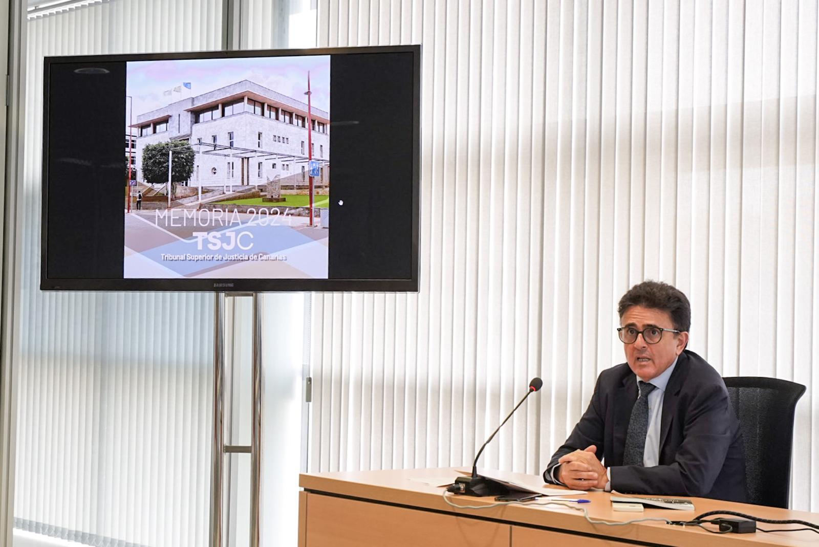 La presentación de la Memoria de la actividad de los órganos judiciales de Canarias, en imágenes