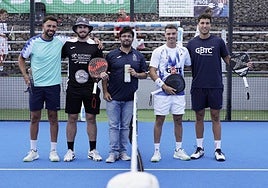 Los campeones Carlos Eugenio y Joel Fernández, a la derecha.