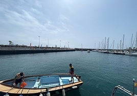 Regata aplazada por el viento en la capital grancanaria.