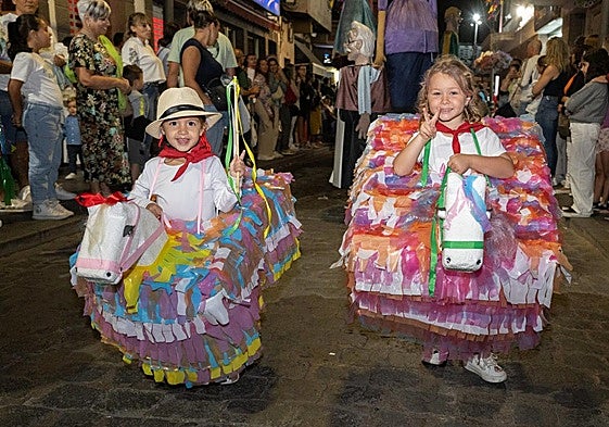 Tradicional fiesta de la Danza y Zambra de los Gigantes y Caballitos de Fuego de años anteriores celebrada en Gáldar.