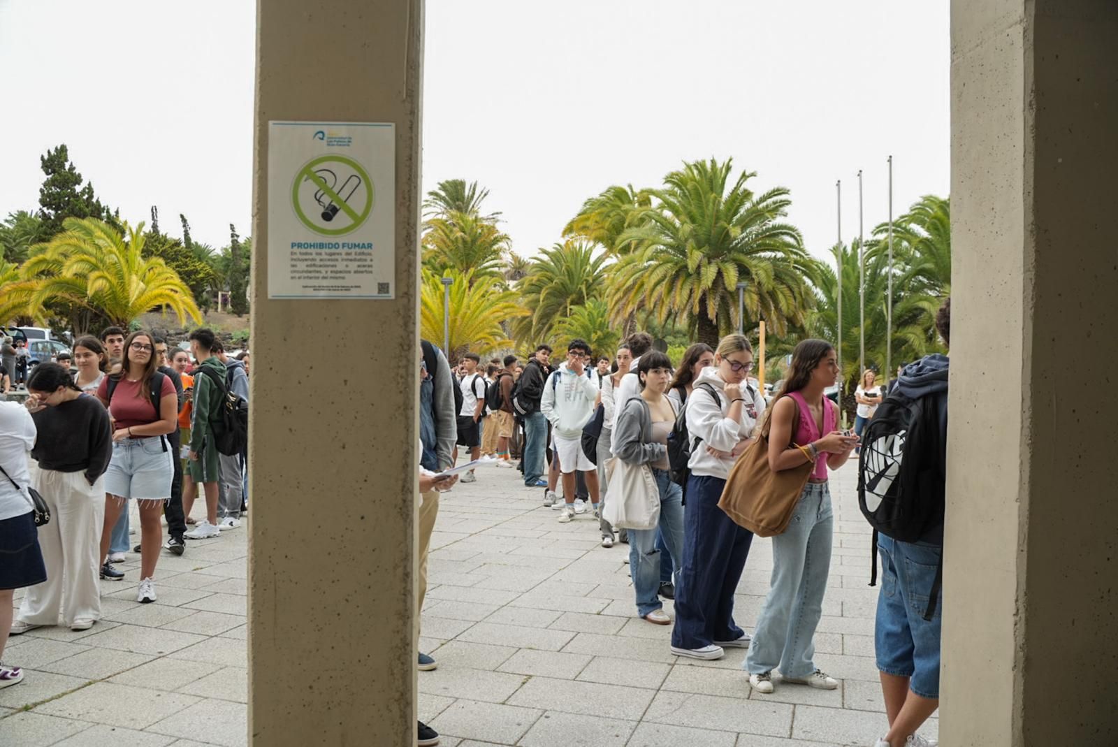 La PAU extraordinaria da comienzo en Canarias: así se vivió la jornada en imágenes