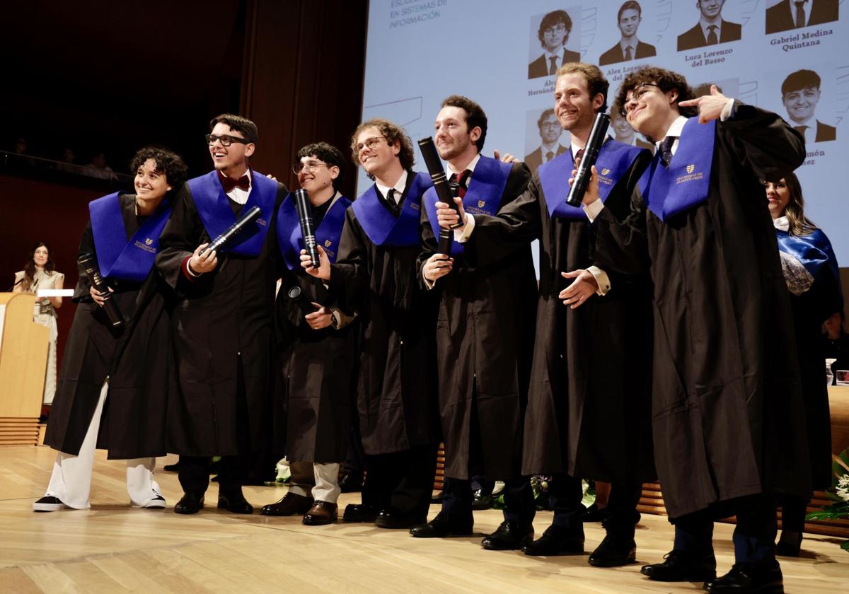 Acto de Graduación 2025 de la Universidad del Atlántico Medio - UNAM