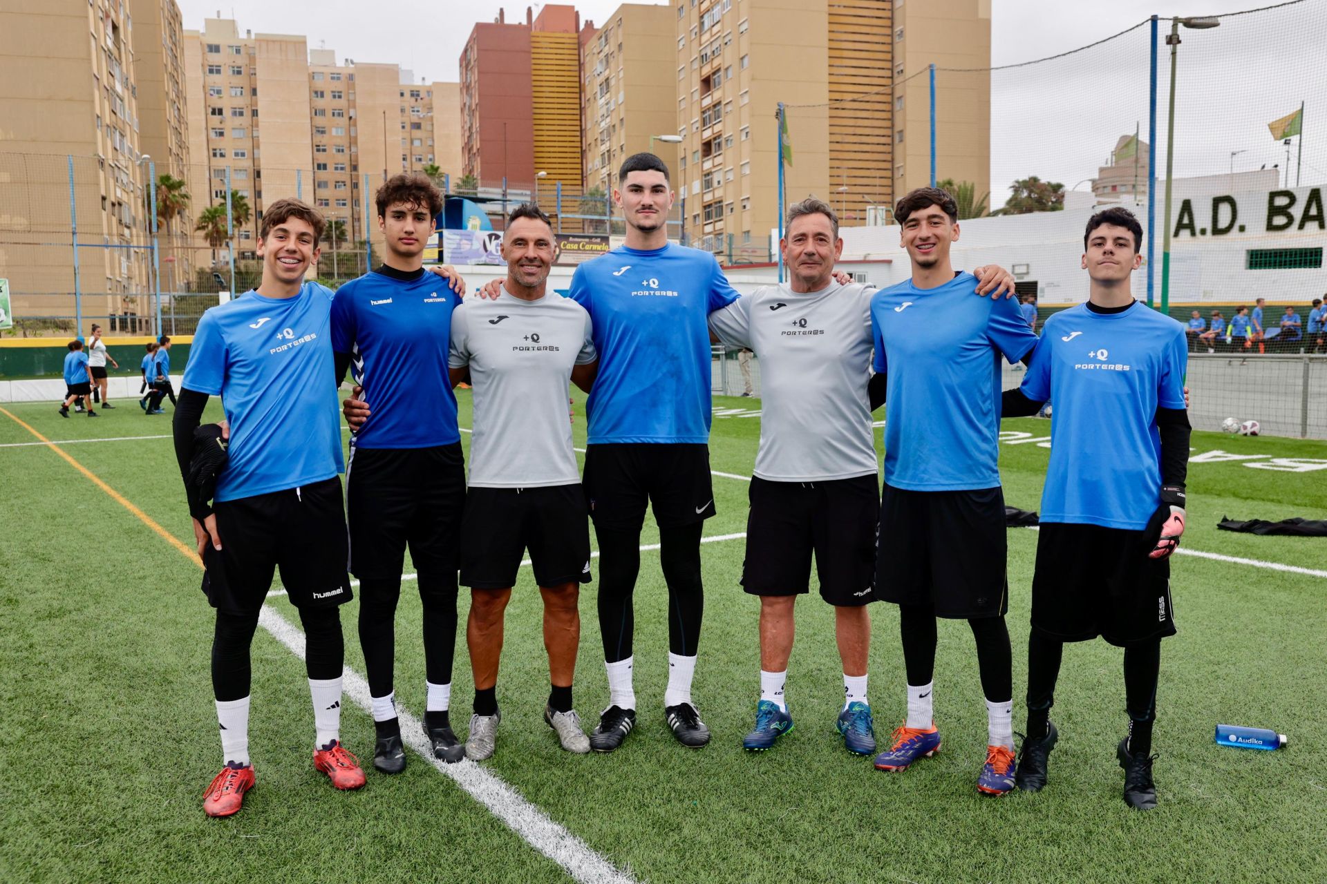 Así se entrena en el campus &#039;Más que Porteros&#039; con Javi Ortega