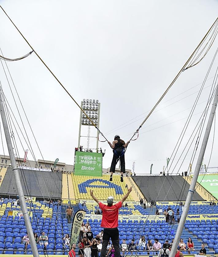 Imagen secundaria 2 - Distintos momentos de la jornada de este jueves.
