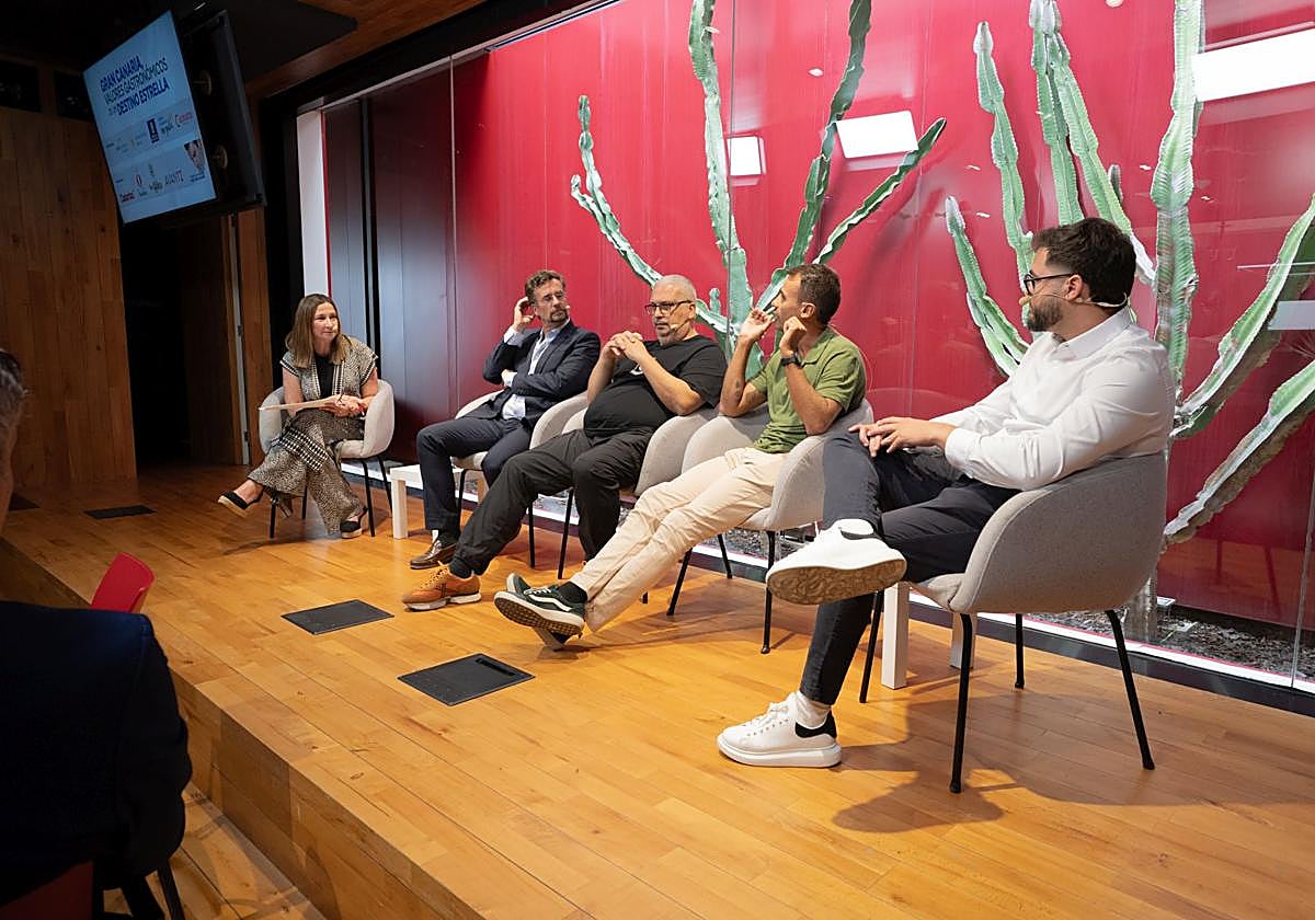 Mesa debate 'Turismo y Gastronomía' organizado por SKAL Y CIT en CANARIAS7
